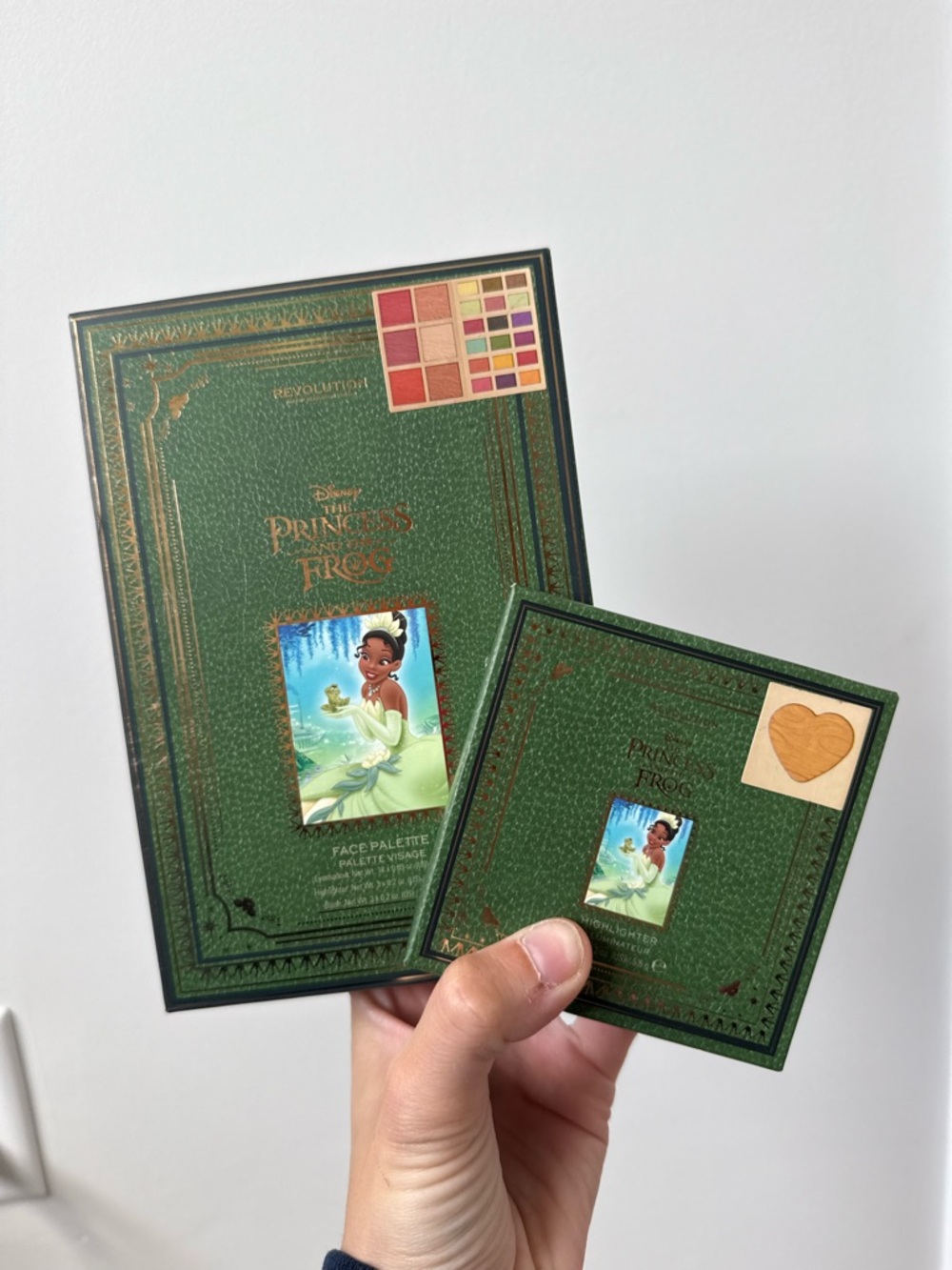 Revolution Disney Princess Tiana Green Face Palette Duo